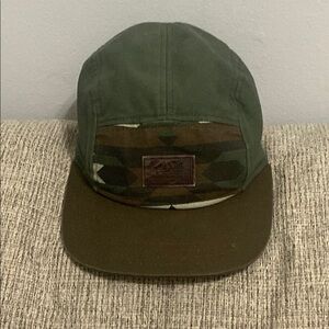 Vans camo military cap with adjustable Velcro strap .for everyday use .